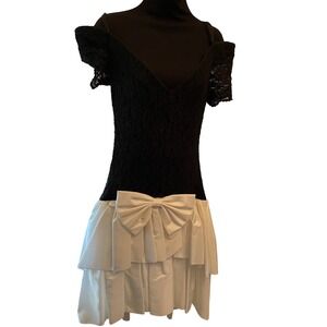 Susan Roselli Vijack Black Lace Off Shoulder Ruffled Bow Party Dress 9-10 USA